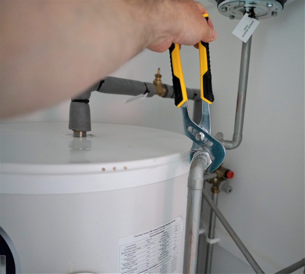 Water heater installed by Logan Plumbing Co.
